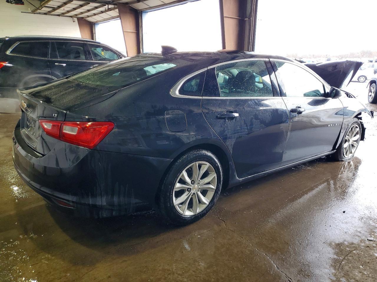 2023 Chevrolet Malibu Lt - Фото 3