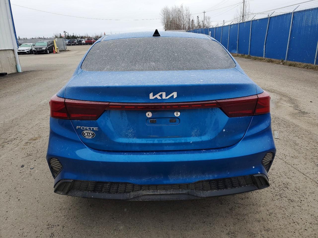 2022 Kia Forte Fe - Image 6