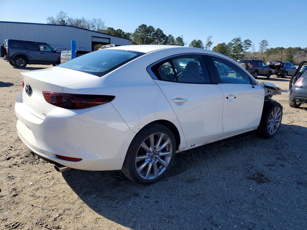 2021 Mazda 3 Preferred - Фото 3