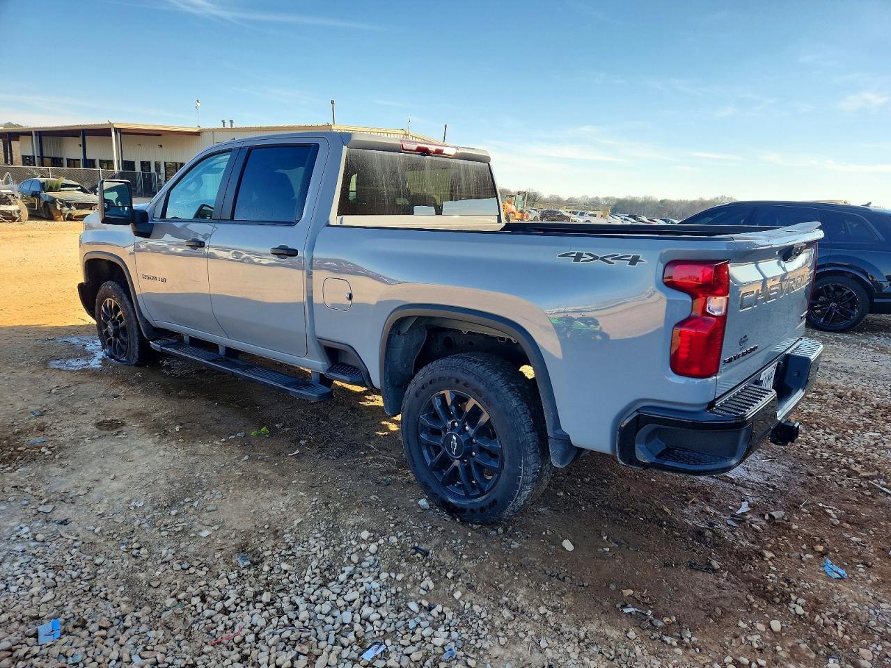 2025 Chevrolet Silverado K2500 Custom - Фото 2