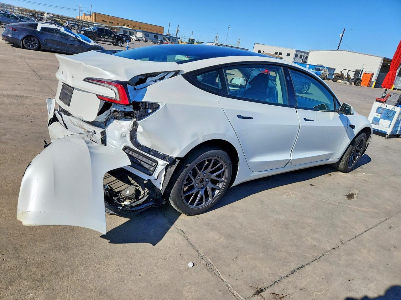 2025 Tesla Model 3 - Image 3