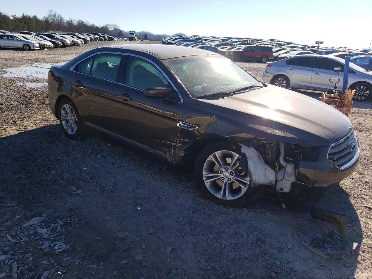 2015 Ford Taurus Sel - Фото 4