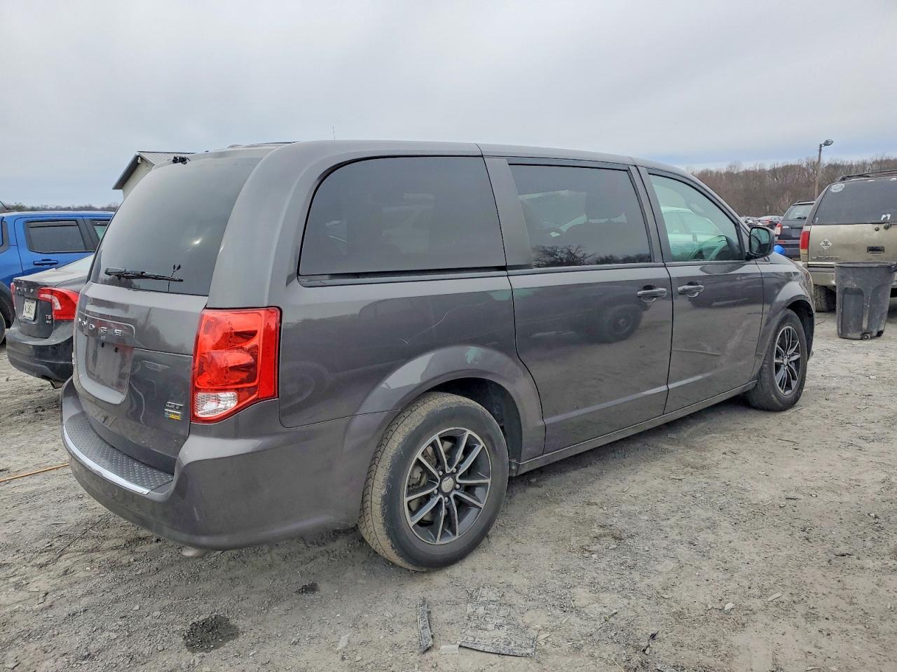 2019 Dodge Grand Caravan Gt - Фото 3