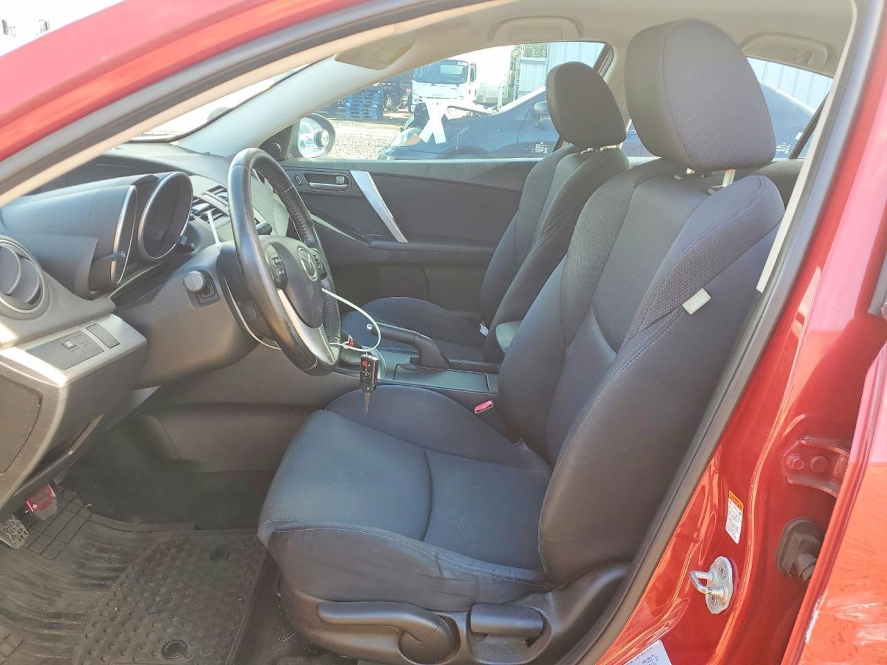 2010 Mazda 3 S - Фото 7