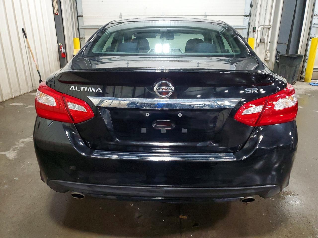 2016 Nissan Altima 2.5 Sr - Image 6