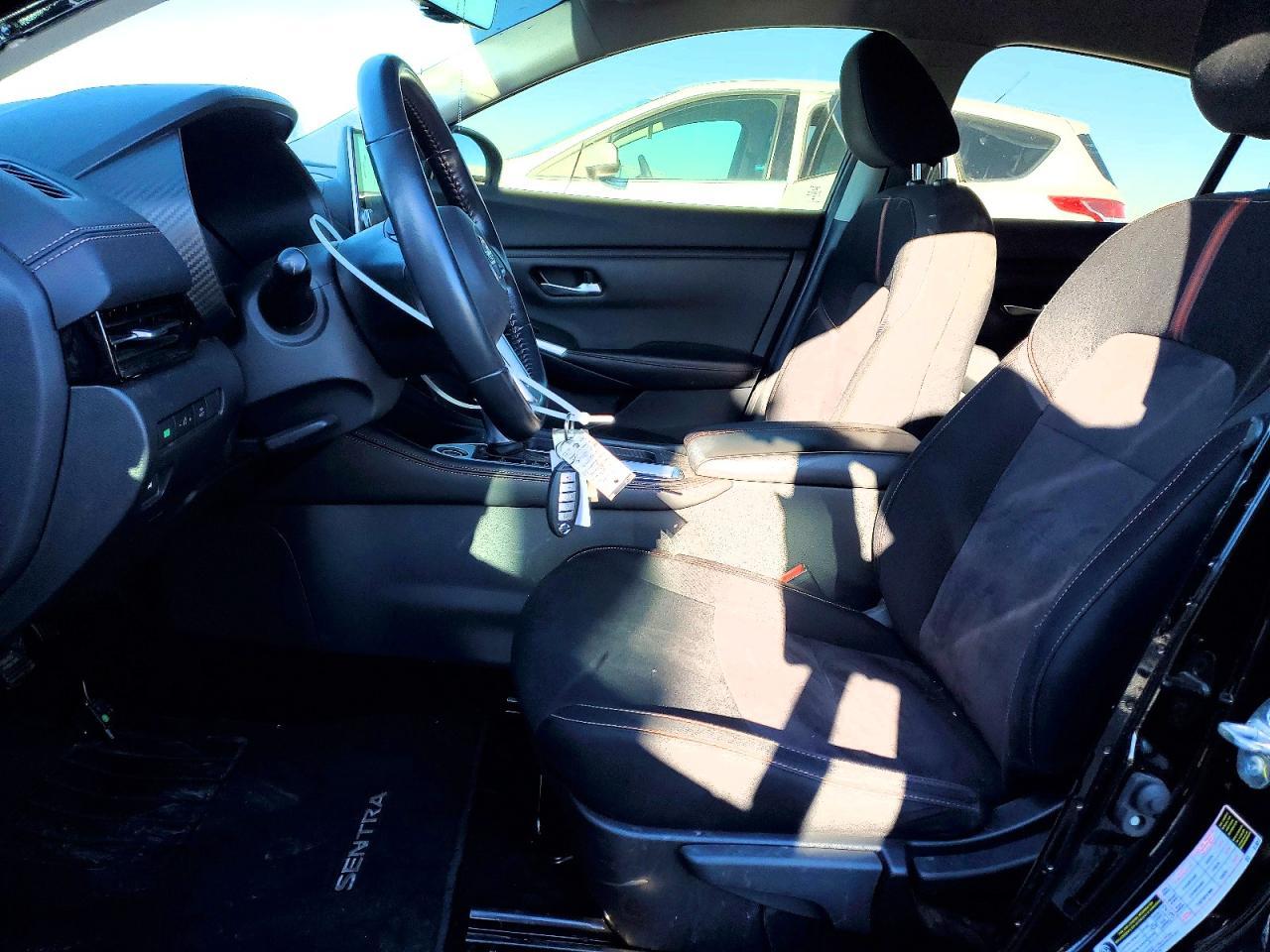 2022 Nissan Sentra Sr - Image 7