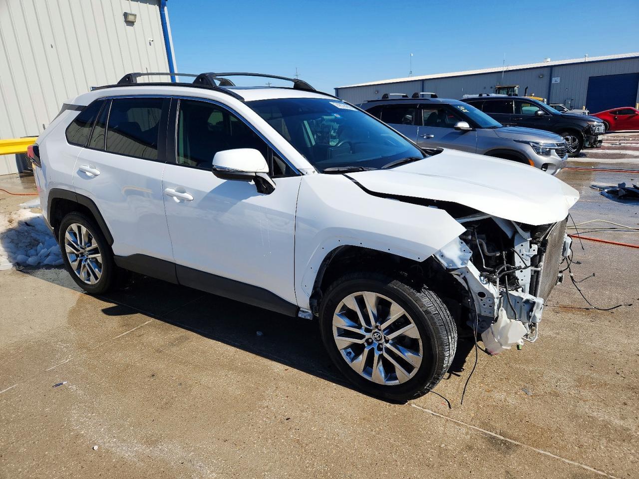 2020 Toyota Rav4 - Фото 4