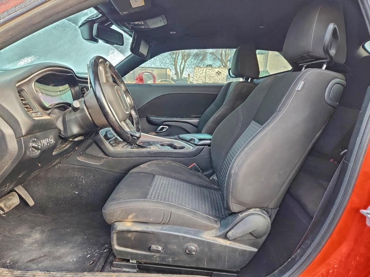 2022 Dodge Challenger Sxt - Image 7