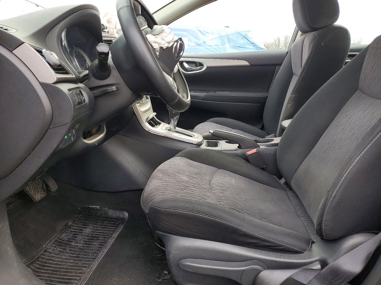 2014 Nissan Sentra S - Image 7