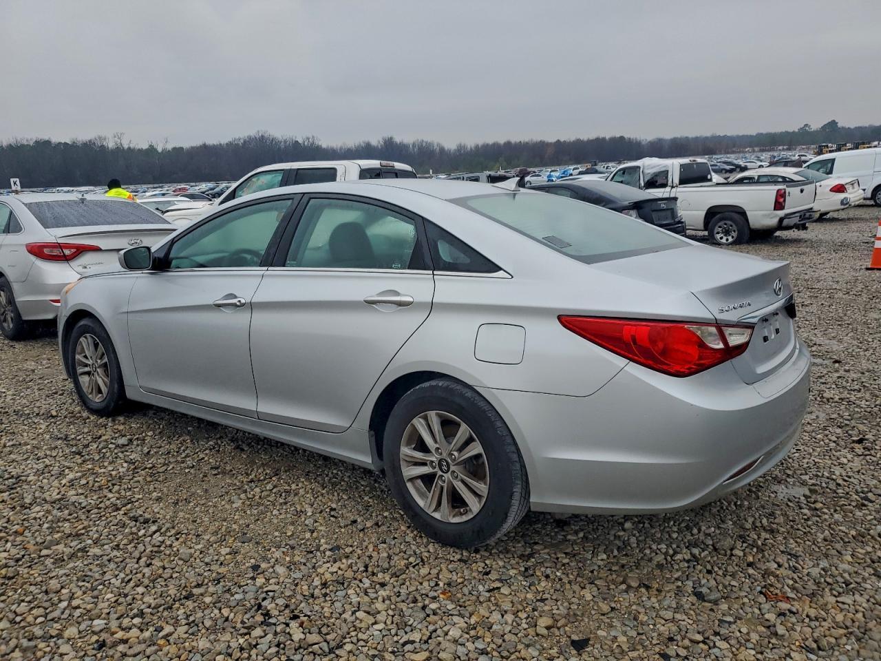 2013 Hyundai Sonata Gls - Фото 2