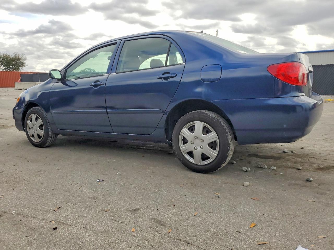 2005 Toyota Corolla Ce - Фото 2
