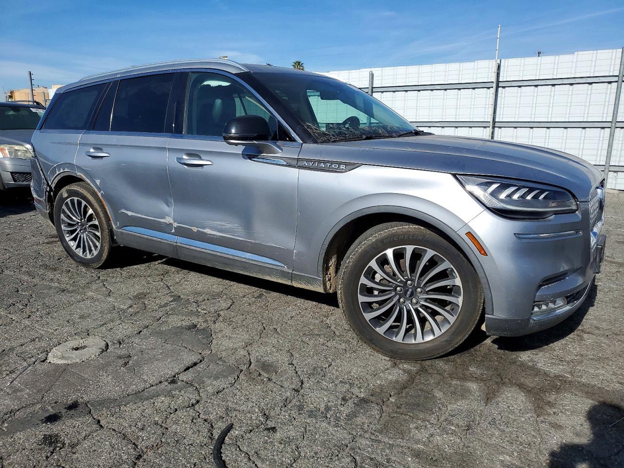 2021 Lincoln Aviator Reserve - Image 4