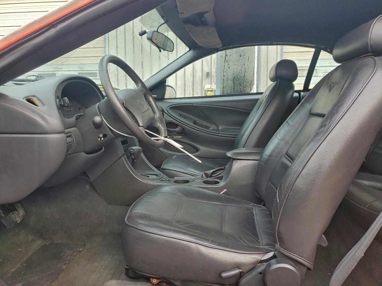 2004 Ford Mustang - Image 7