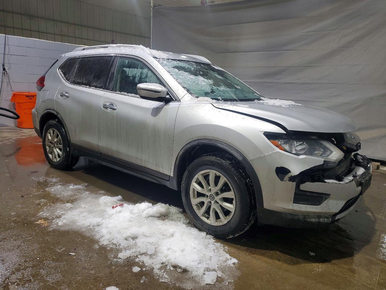 2018 Nissan Rogue S - Фото 4