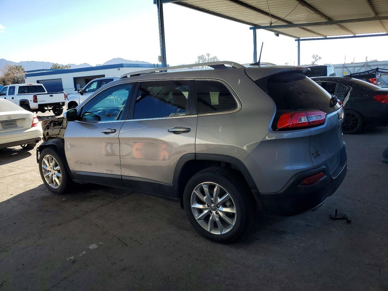 2016 Jeep Cherokee Limited - Image 2