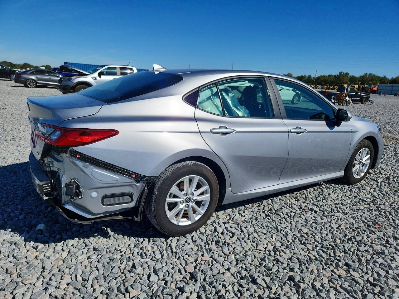 2025 Toyota Camry Xse - Фото 3