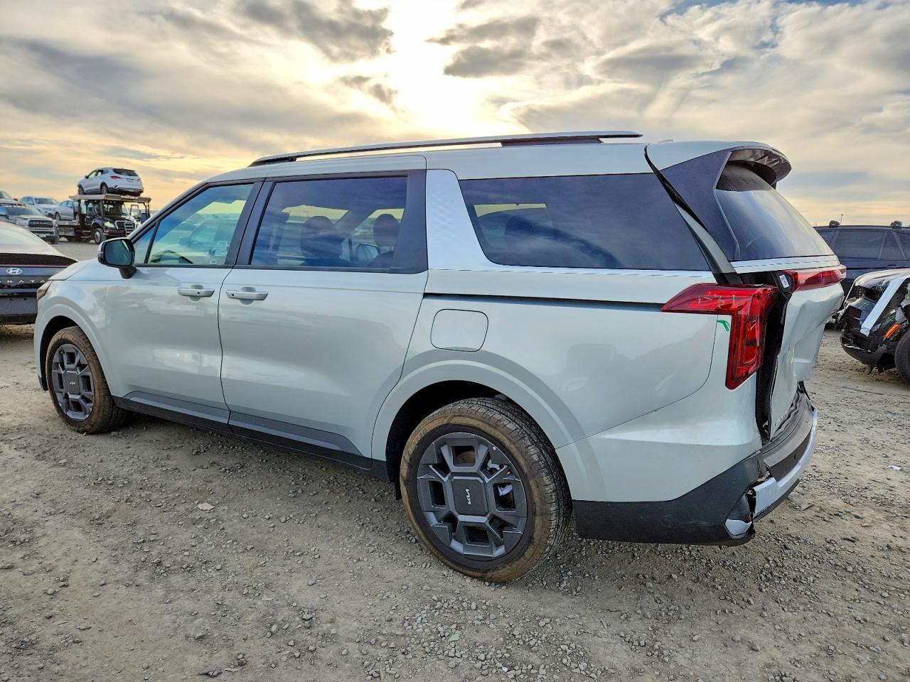 2026 Kia Carnival Ex - Фото 2