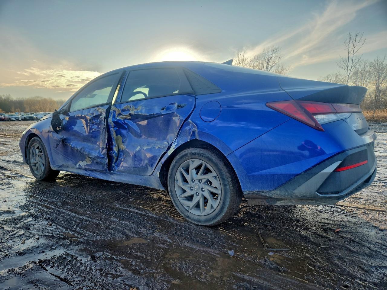 2024 Hyundai Elantra Sel - Фото 2