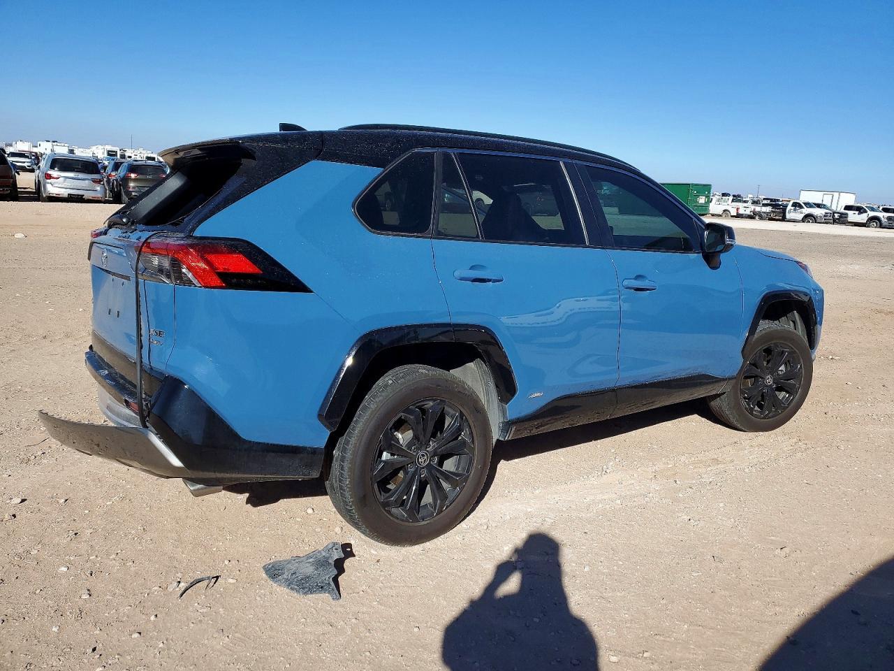 2025 Toyota Rav4 Hybrid Xse - Image 3