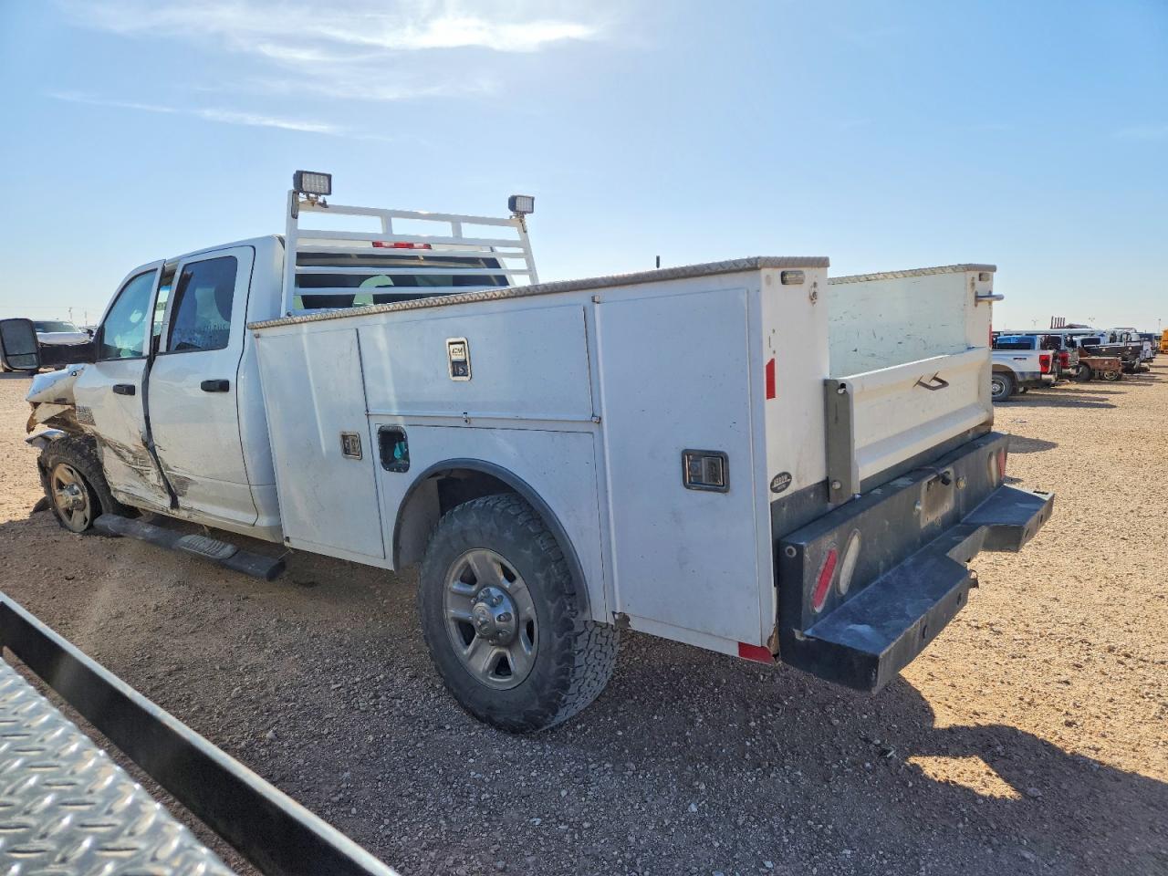 2018 Ram 2500 St Utility / Service Truck - Фото 2