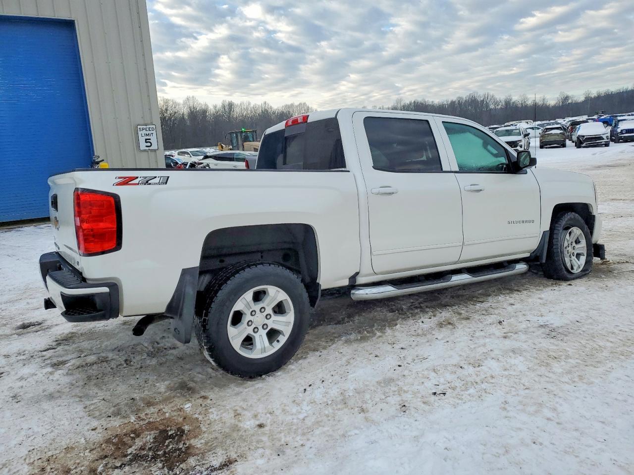2018 Chevrolet Silverado K1500 Lt - Image 3
