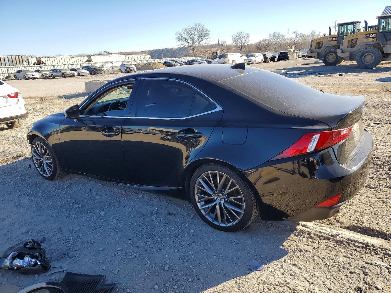 2016 Lexus Is 300 - Фото 2