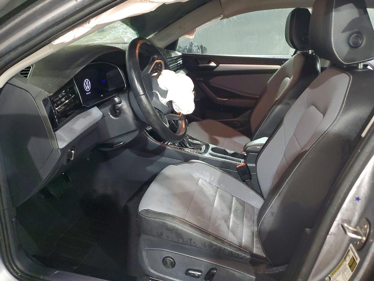 2025 Volkswagen Jetta Se - Image 7