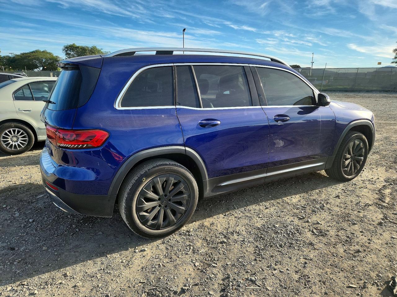2020 Mercedes-Benz Glb 250 - Image 3