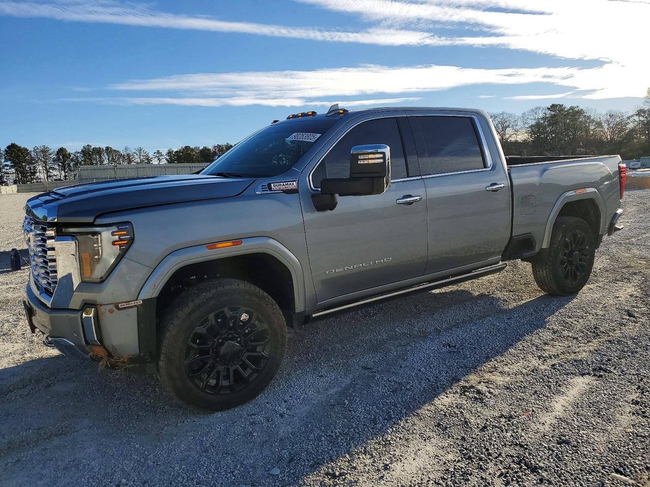 2025 GMC Sierra K2500 Denali