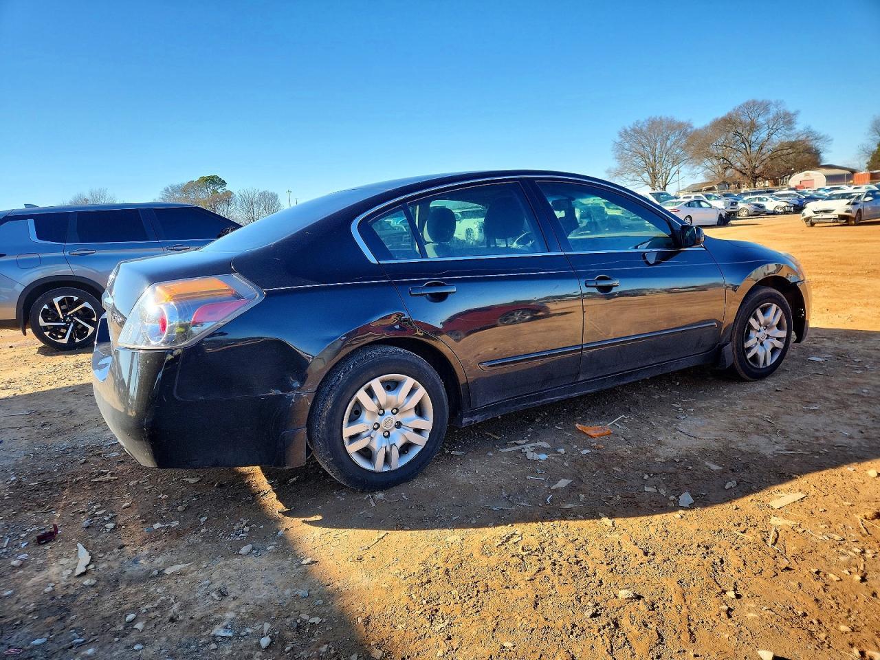 2012 Nissan Altima Base - Фото 3