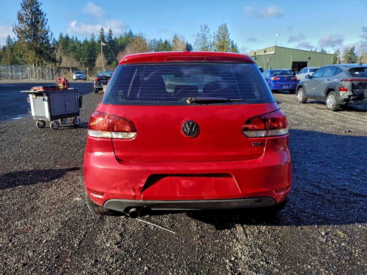 2013 Volkswagen Golf - Image 6