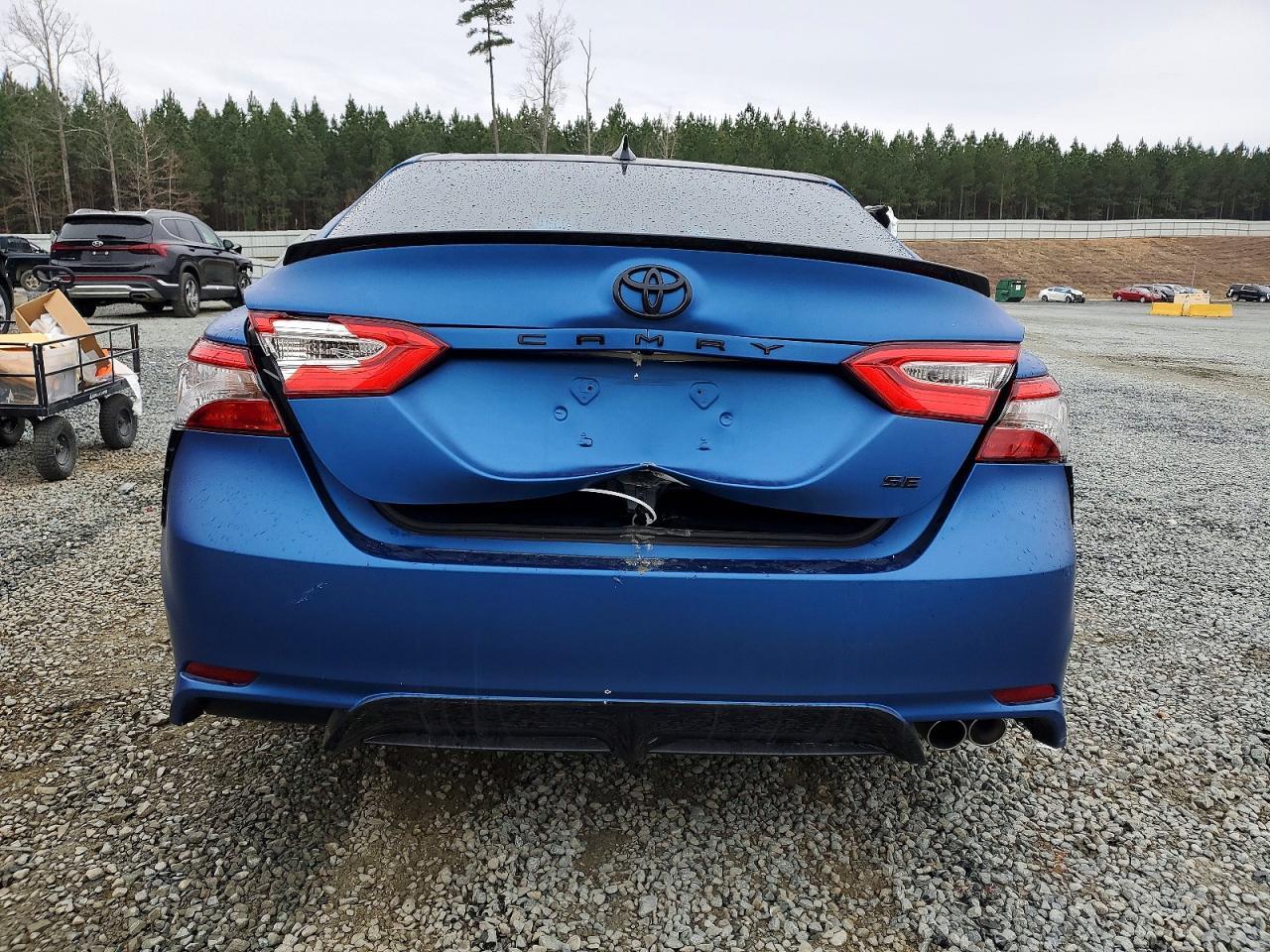2019 Toyota Camry L - Фото 6