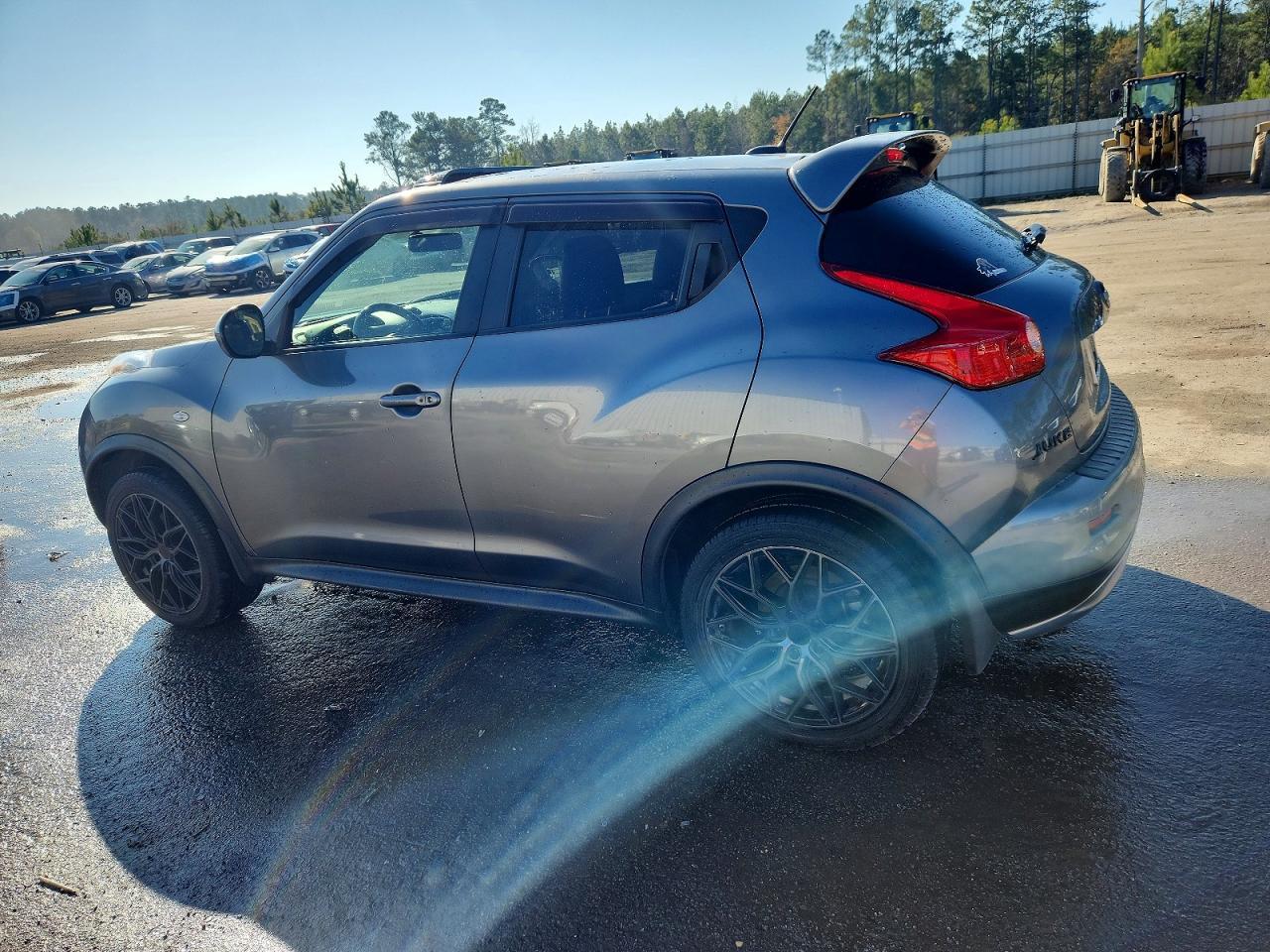 2013 Nissan Juke S - Image 2