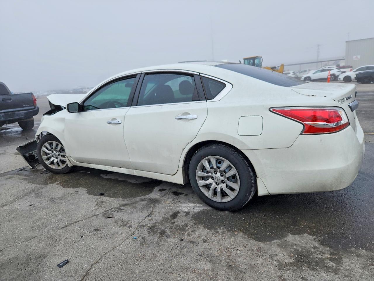 2015 Nissan Altima 2.5 S - Image 2