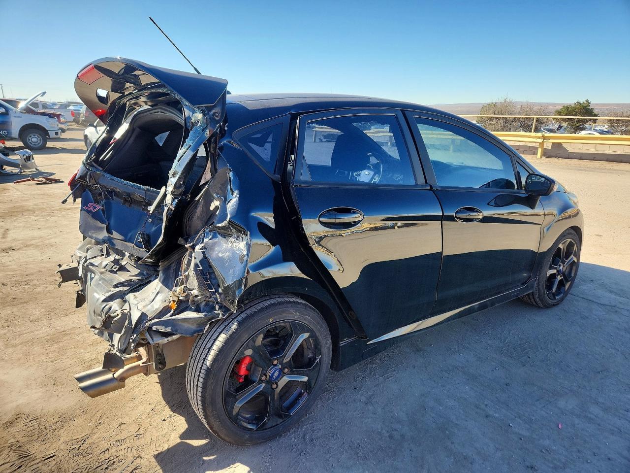 2016 Ford Fiesta St - Фото 3