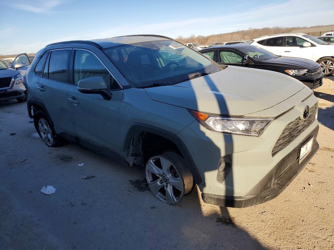 2021 Toyota Rav4 Xle - Image 4