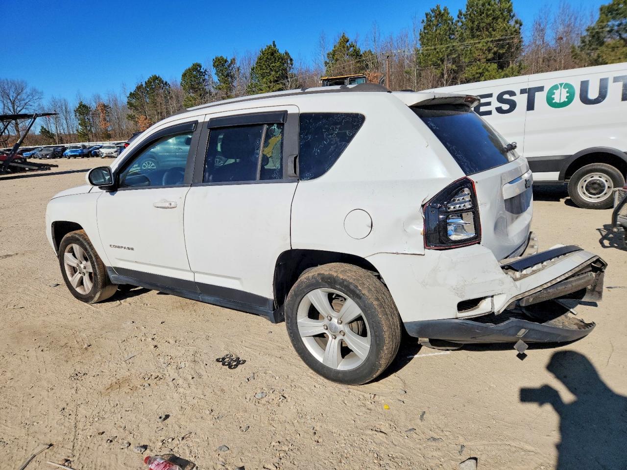 2016 Jeep Compass Latitude - Image 2