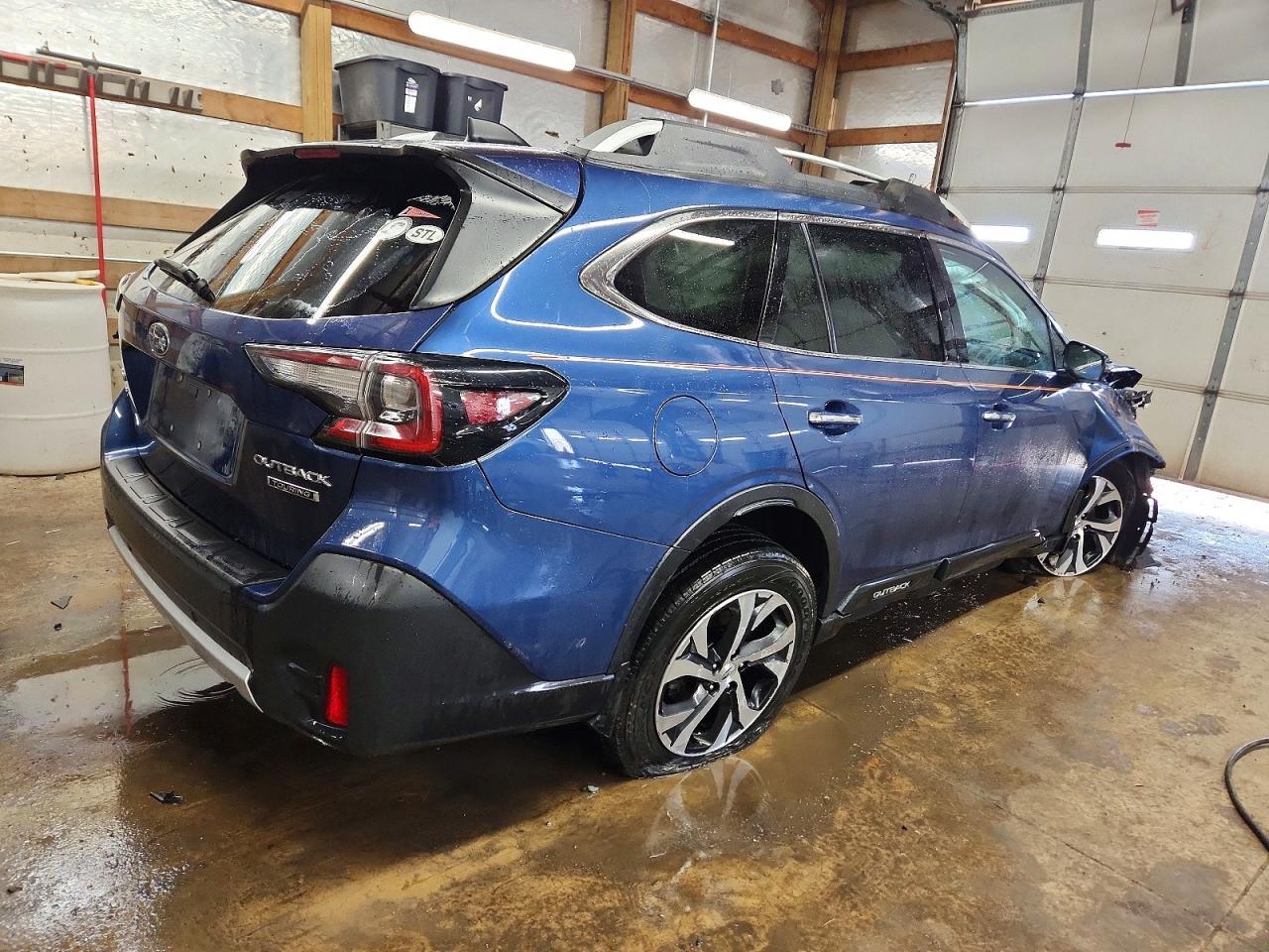 2020 Subaru Outback Touring - Image 3