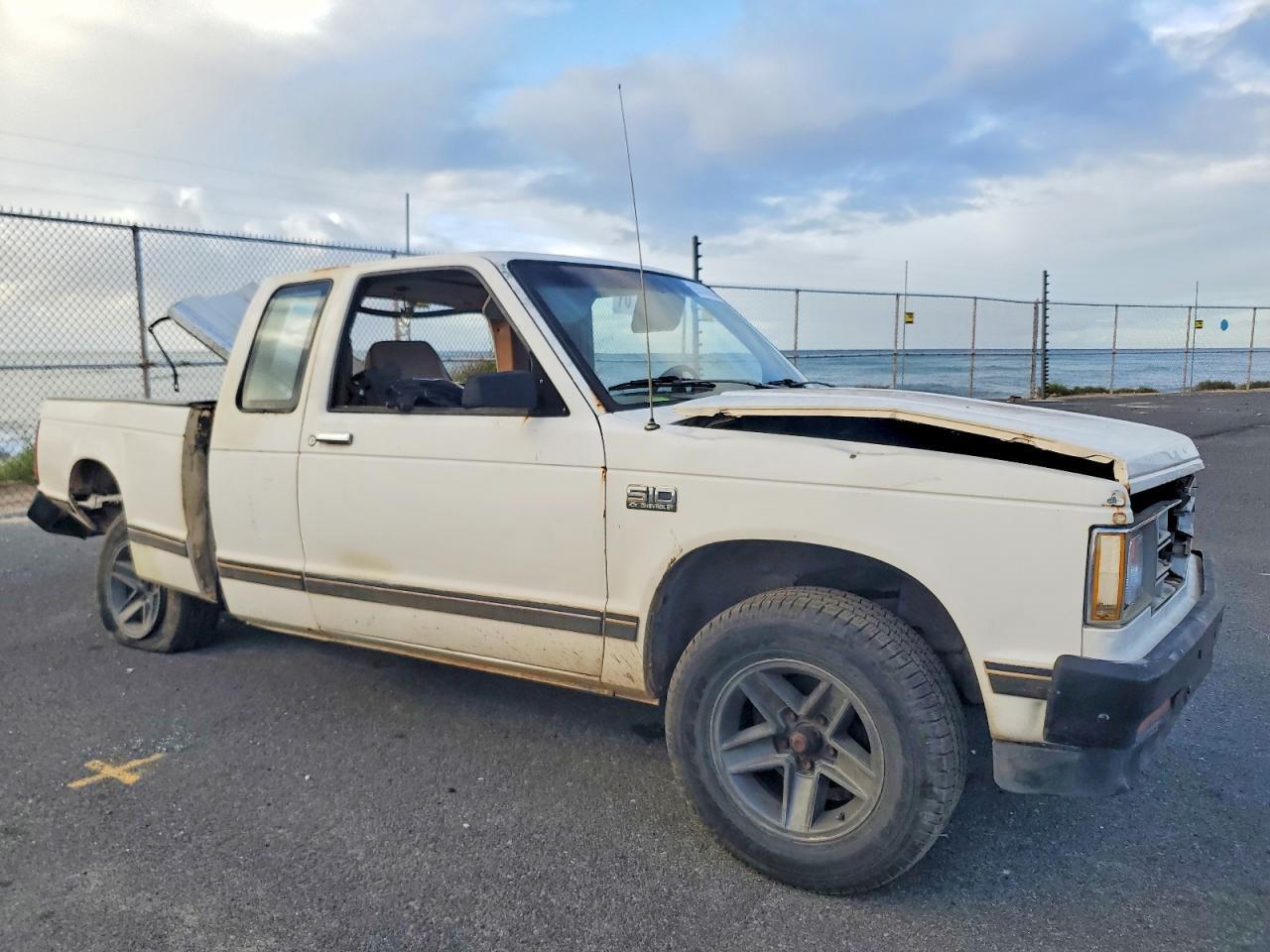 1988 Chevrolet S Truck S10 - Фото 4