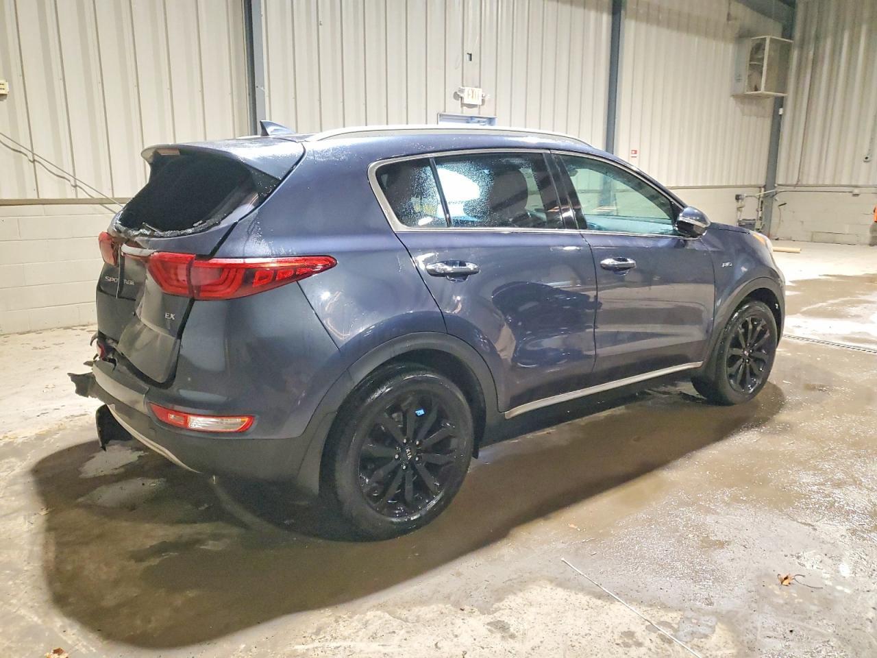 2019 Kia Sportage Ex - Image 3