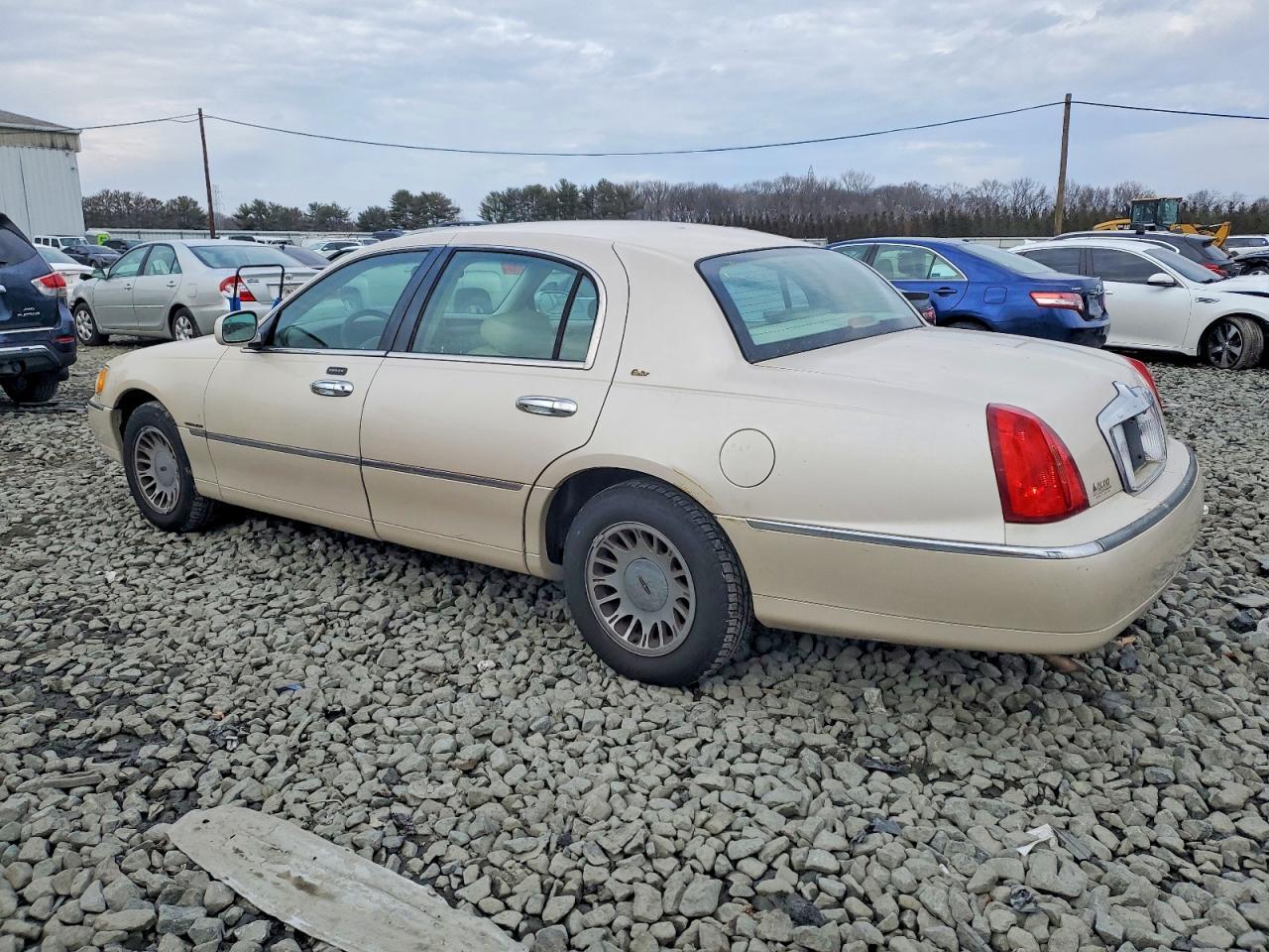 2001 Lincoln Town Car Cartier - Фото 2