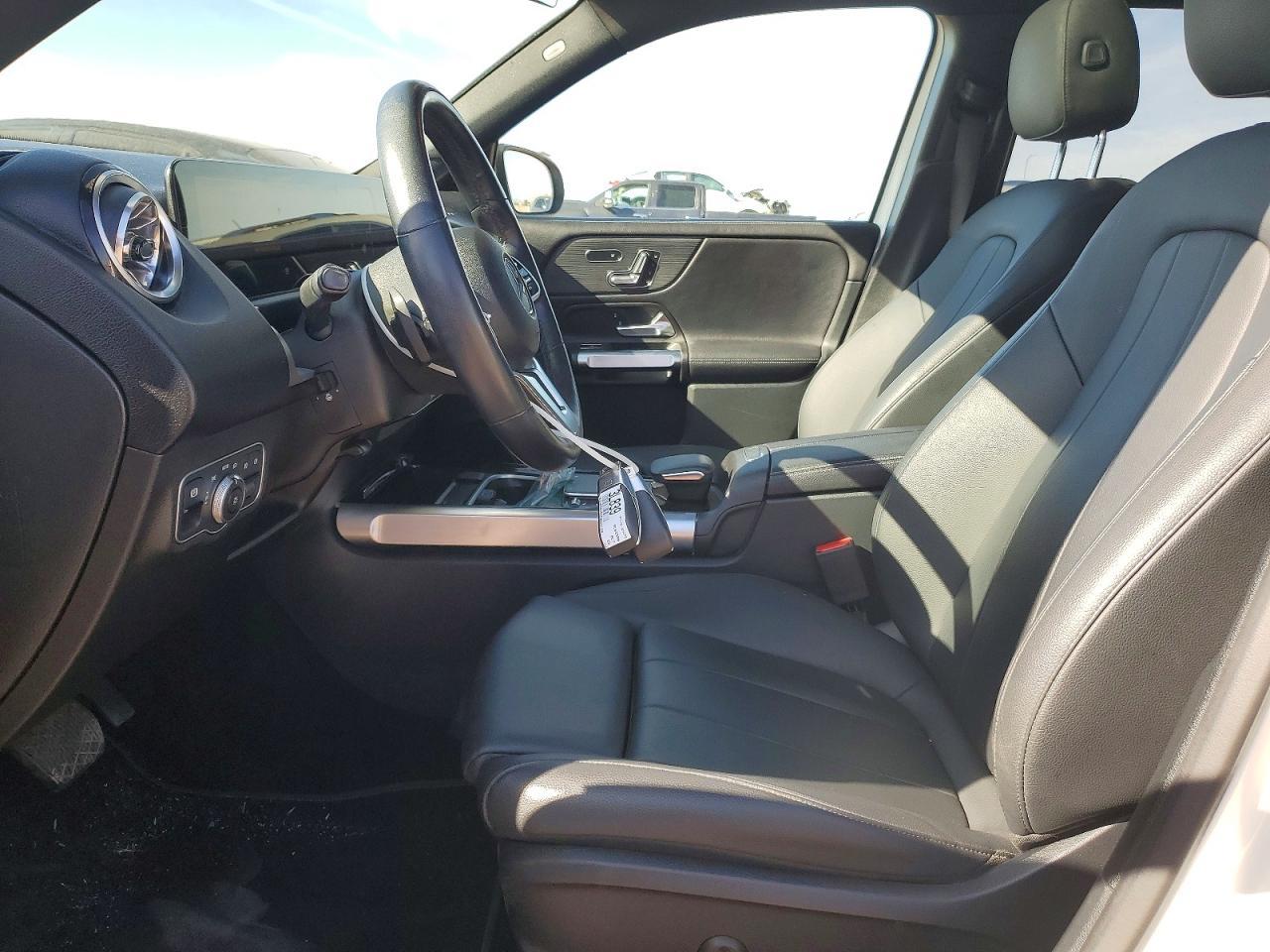 2023 Mercedes-Benz Glb 250 - Image 7