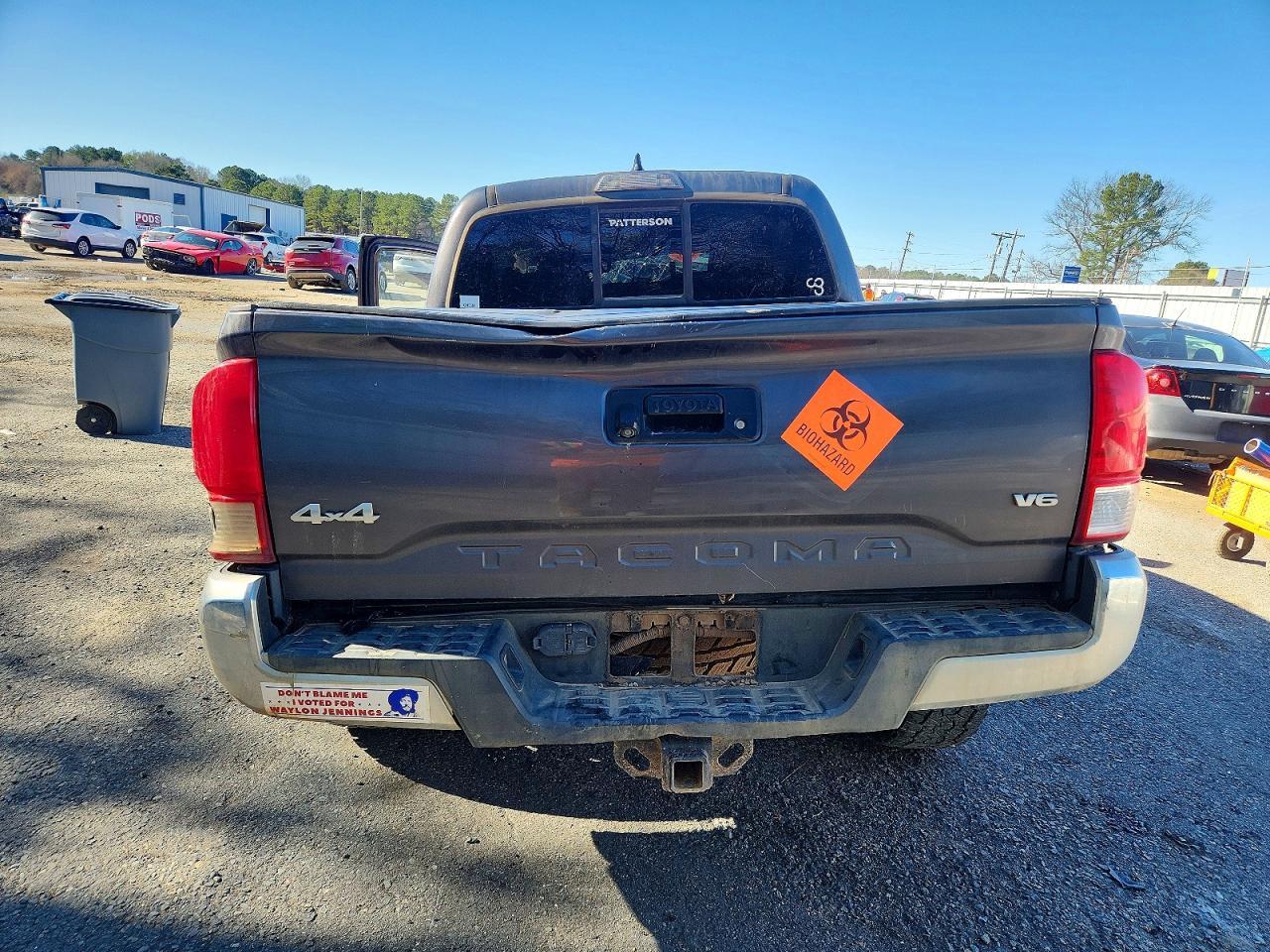 2017 Toyota Tacoma Double Cab - Фото 6