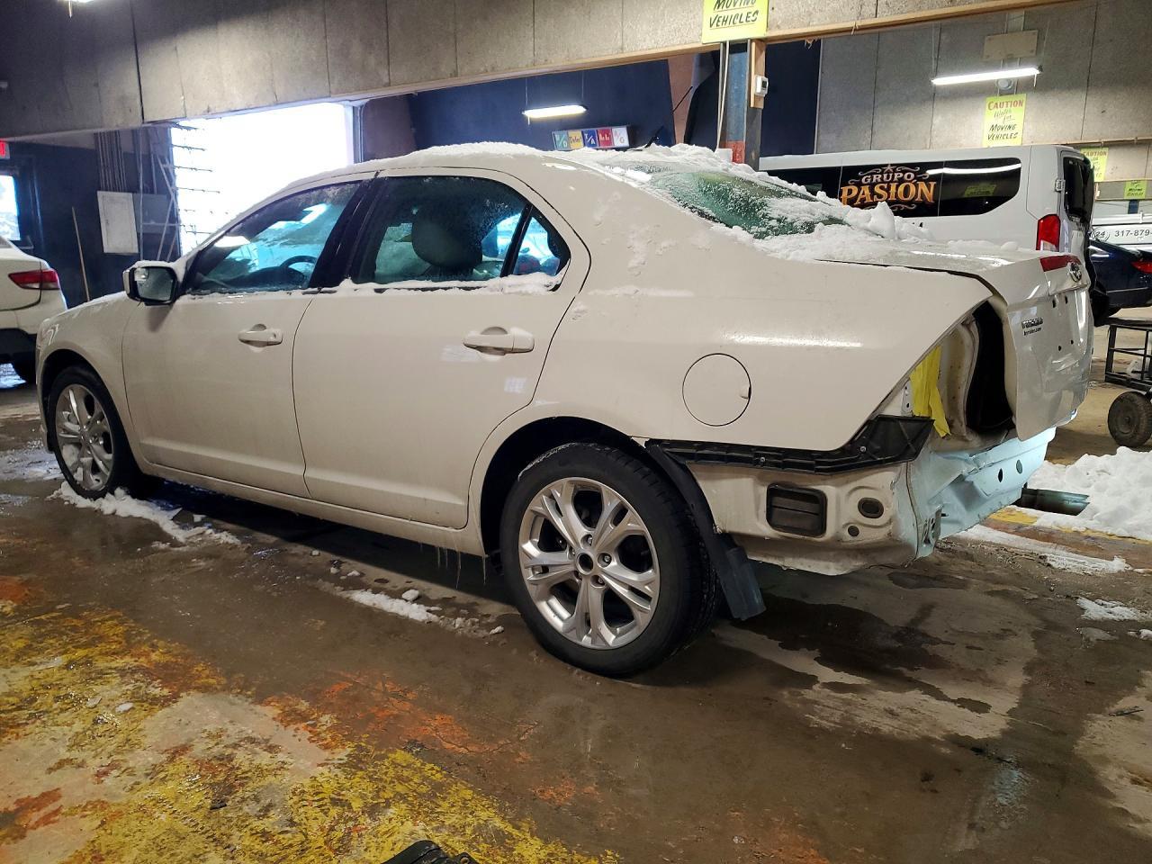 2012 Ford Fusion Se - Фото 2