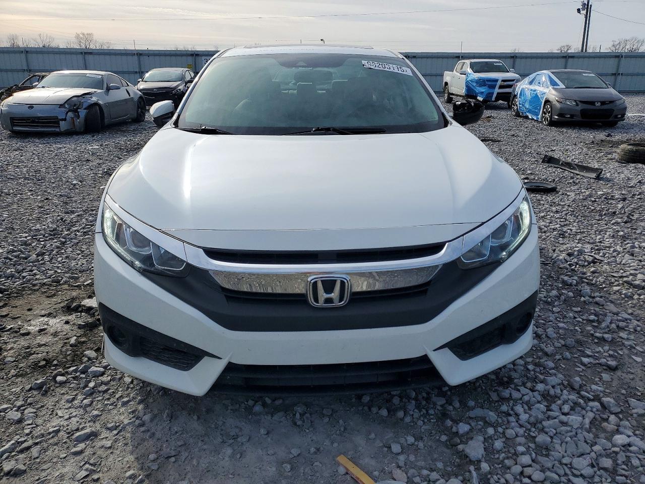 2017 Honda Civic Ex - Image 5