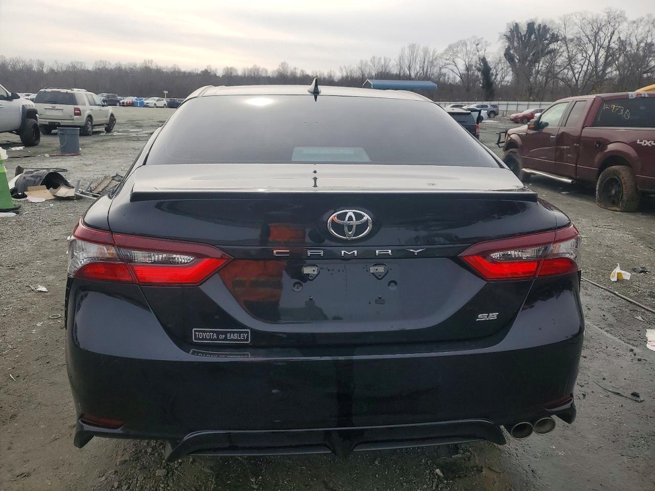 2024 Toyota Camry Se - Фото 6