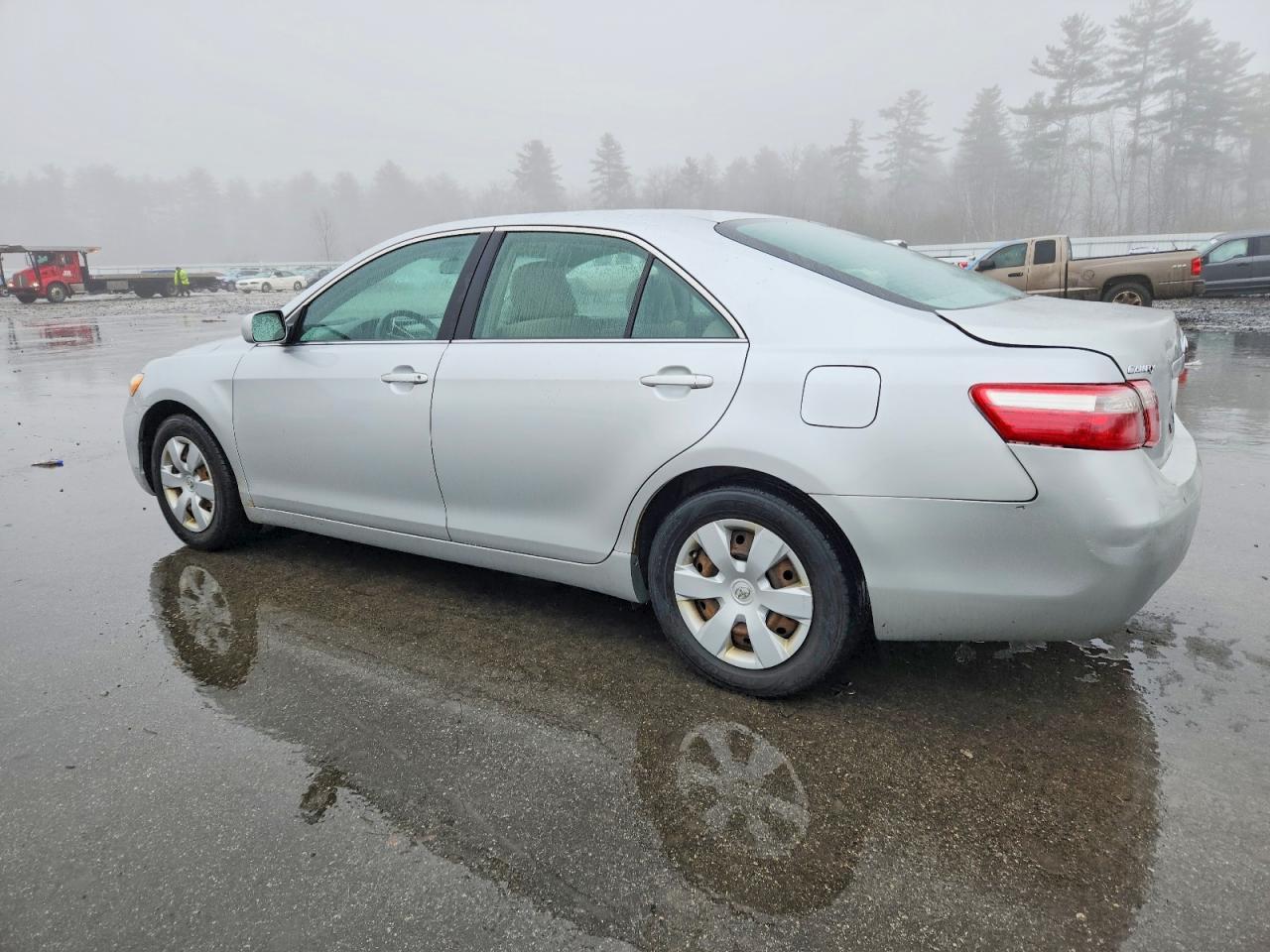 2009 Toyota Camry Base - Фото 2
