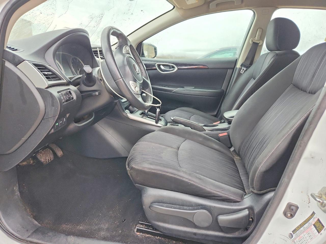 2017 Nissan Sentra S - Image 7