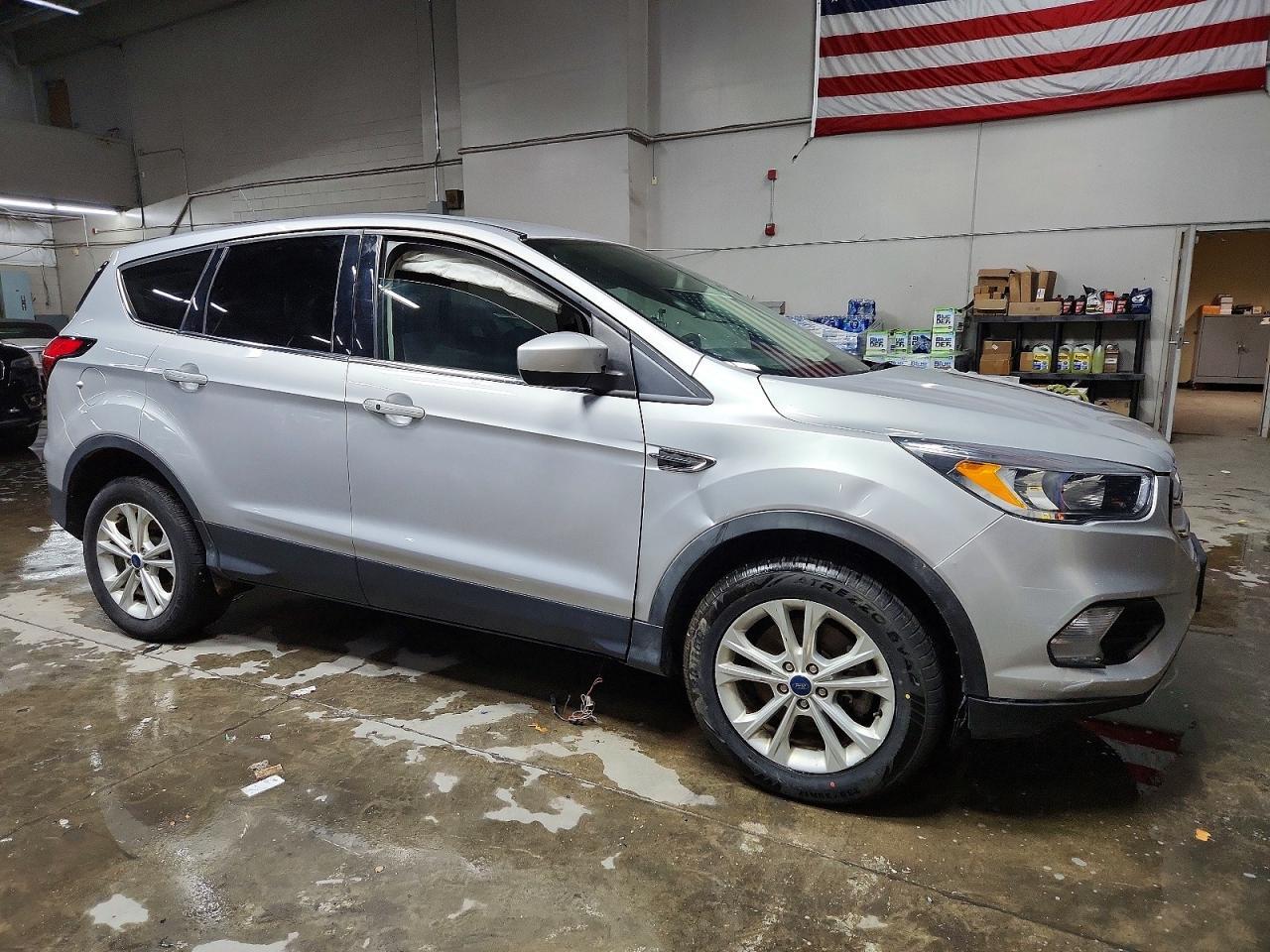 2019 Ford Escape Se - Image 4