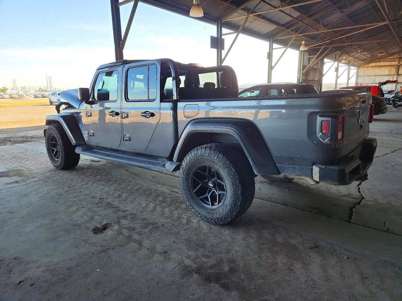 2023 Jeep Gladiator Overland - Фото 2